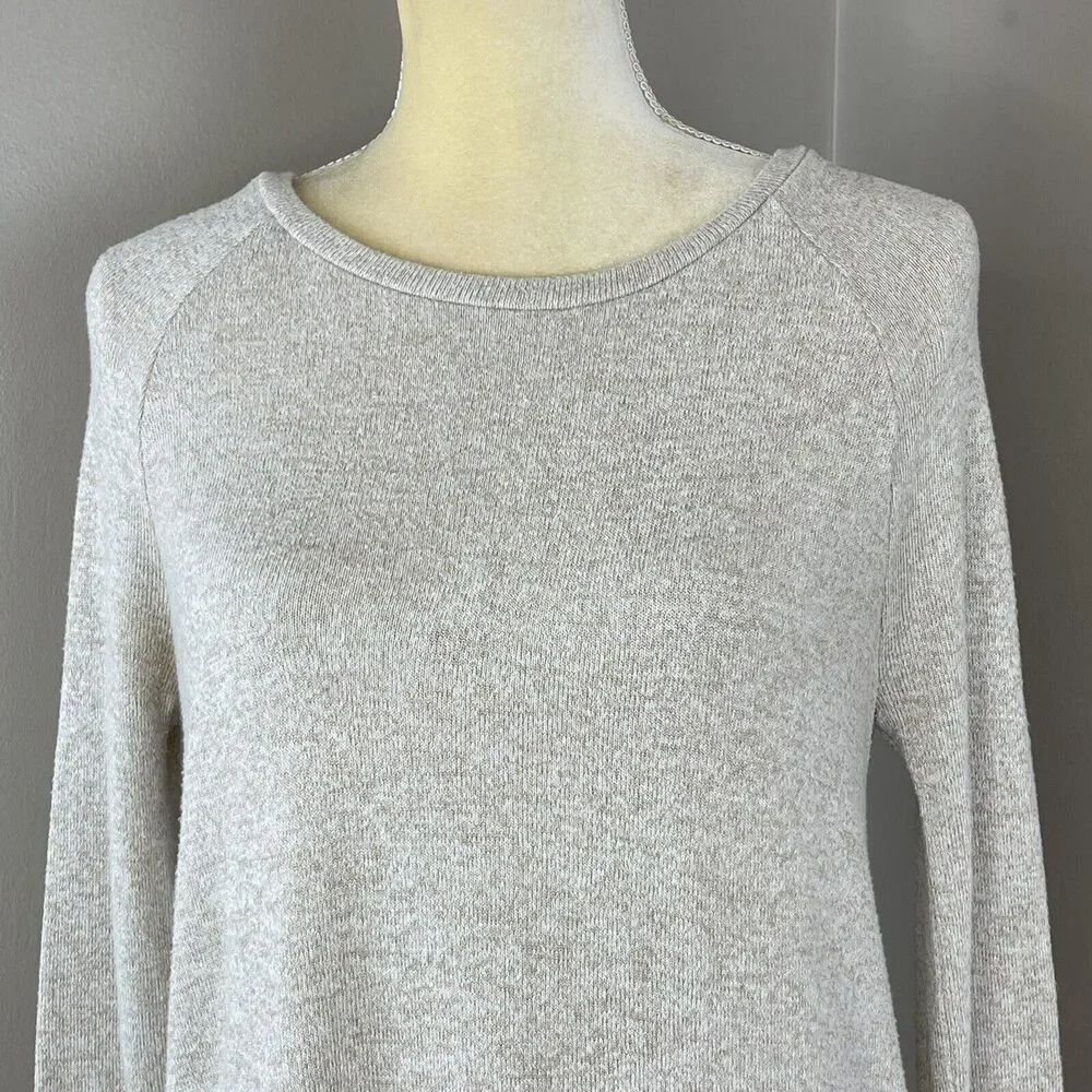 American Eagle Women’s Size XS Soft & Sexy Plush Beige knit Top Sweatshirt